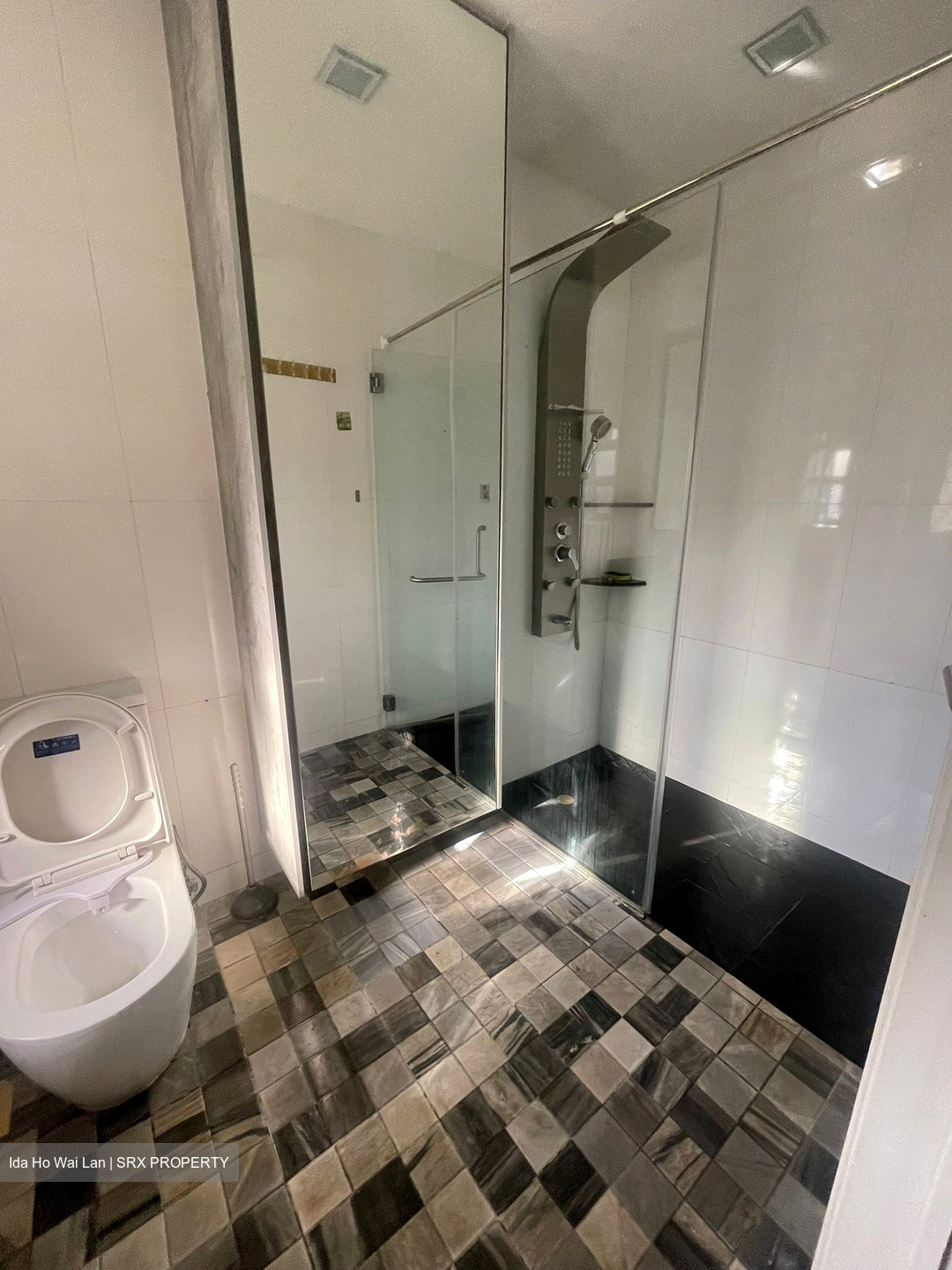 Loyang Villas (D17), Terrace #600144011